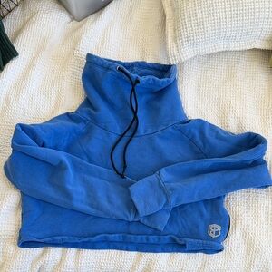 Extremely comfy crop top sweatshirt